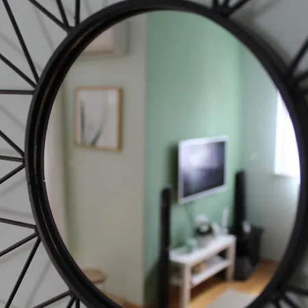 Apartment Apartment Aura *